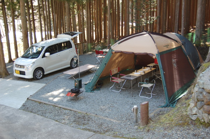 天川みのみずオートキャンプ場のてテントサイトやバンガロー、予約方法をご紹介！